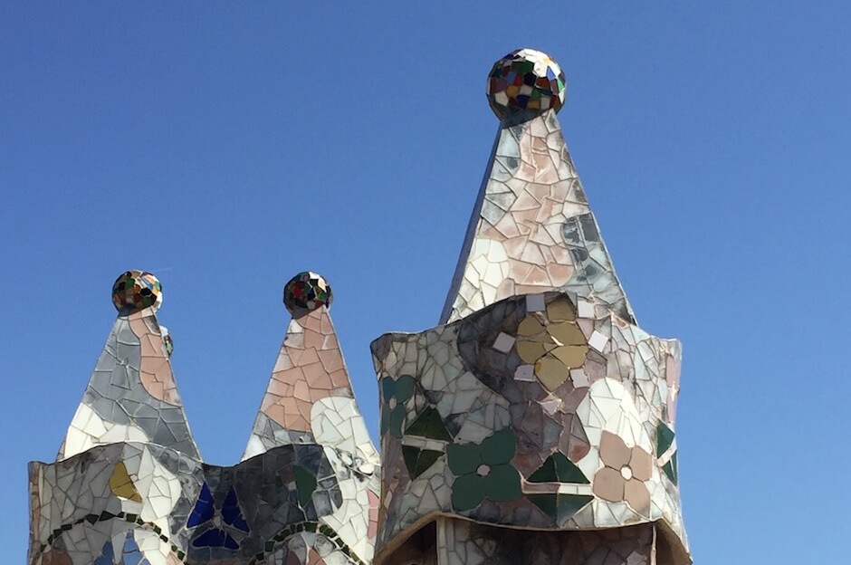 ANTONI GAUDI Komponist der Farben, Formen und Materialien