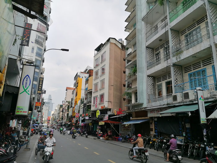 Typische Straßenszene in Ho-Chi-Minh-Stadt
