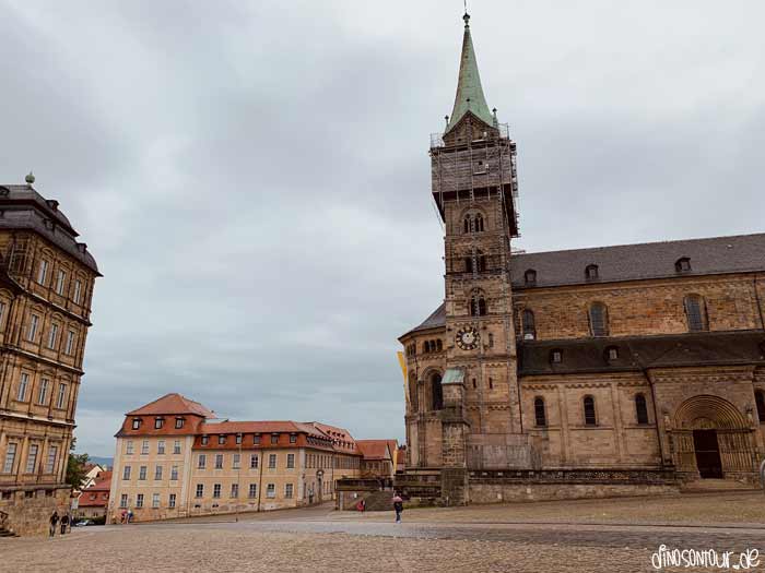Domplatz in Bamberg mit dem Dom