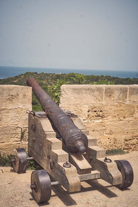 Kanone Castell Blick Mittelmeer
