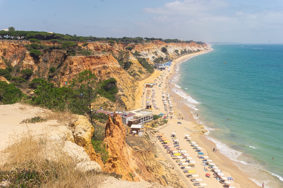 Praia da Falesia – Einer der beliebtesten Strände an der Algarve