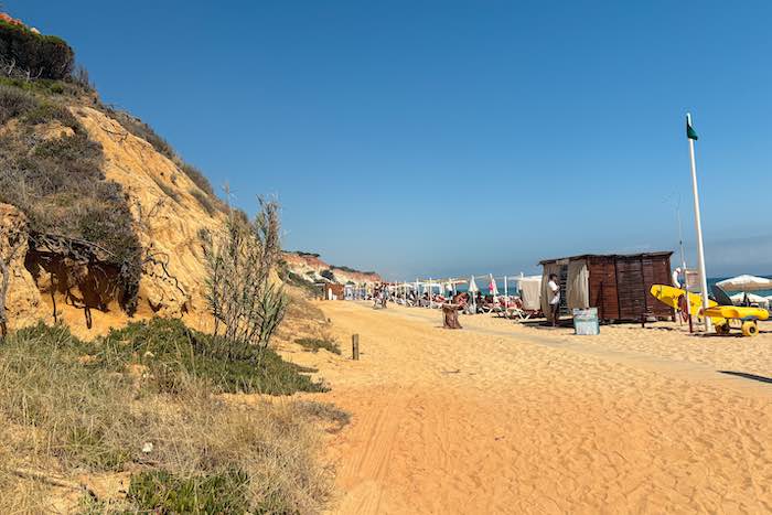 Strand Praia Falesia Acoteias