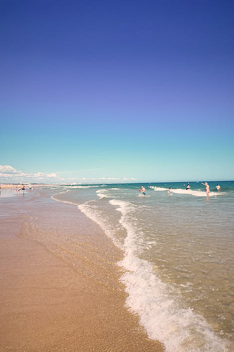 Weitläufiger Strand am Praia da Manta Rota