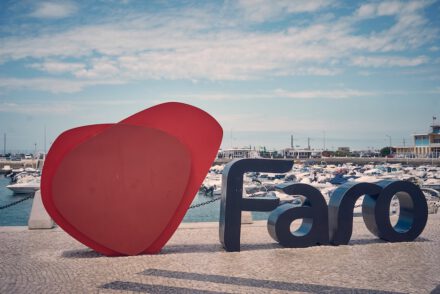 Faro Sehenswürdigkeiten Tipps Letreiro Faro