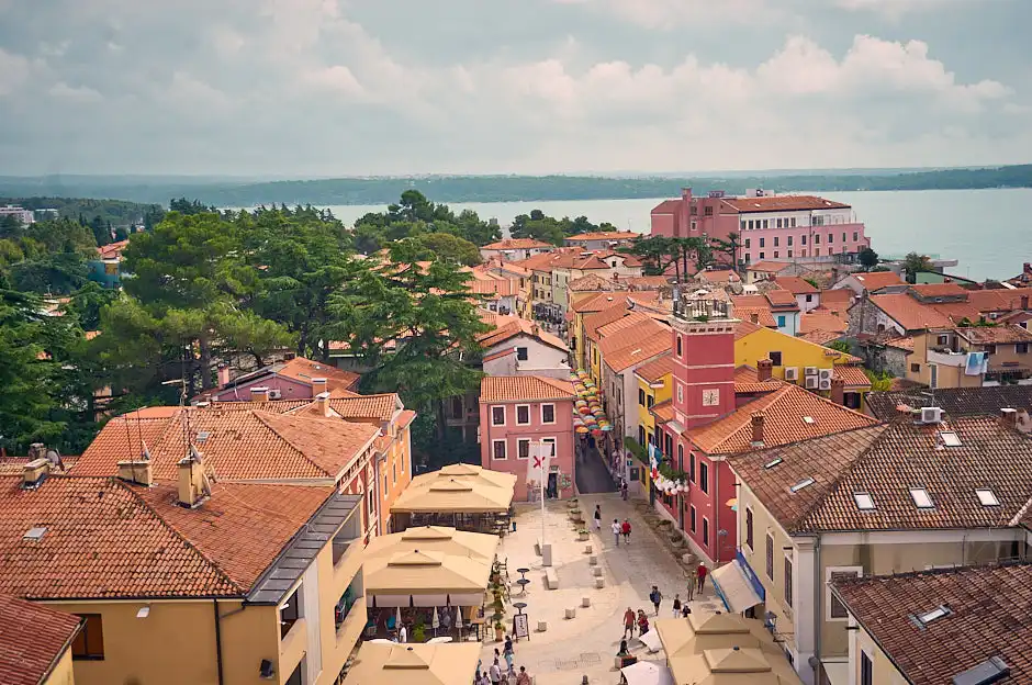 Novigrad in Istrien: Die besten Sehenswürdigkeiten, Strände und Tipps