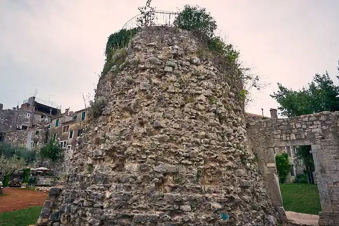 Turm Stadtmauer Porec