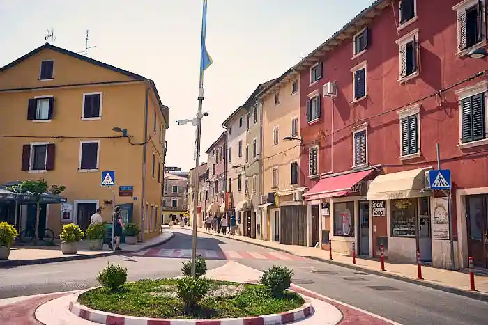 Umag Istrien Impression Zugang zur Altstadt